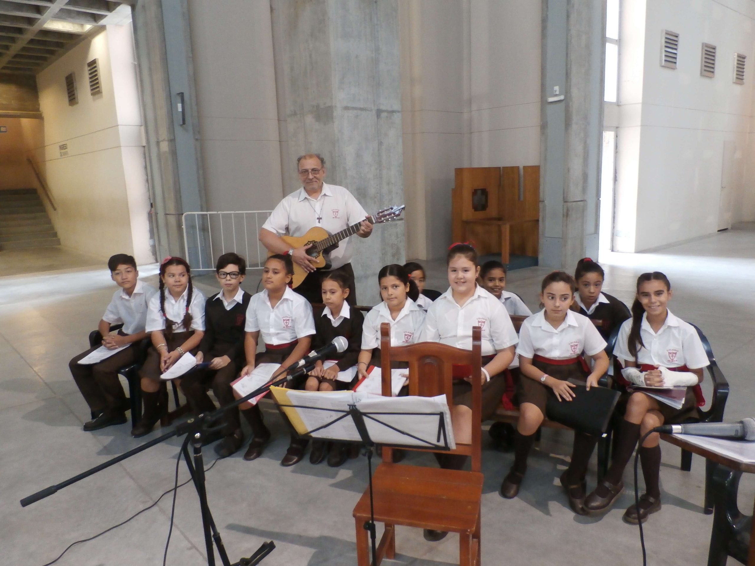 Formación en valores cristianos - San Nicolás